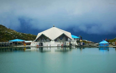 Hemkund Sahib Gurdwara