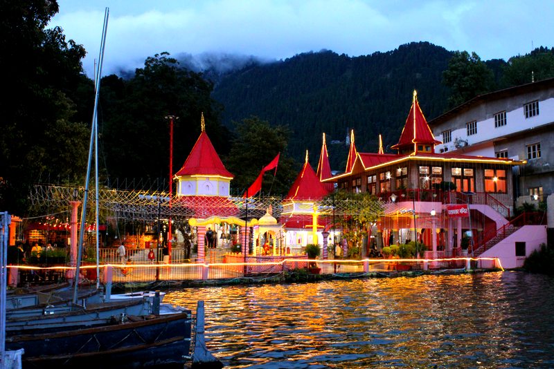 naina devi temple nainital